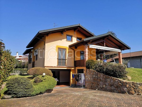 casa indipendente in vendita a Roasio in zona Sant'Eusebio