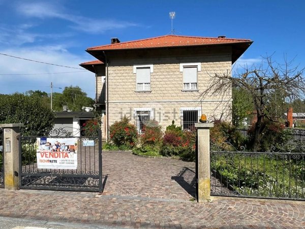 casa indipendente in vendita a Roasio