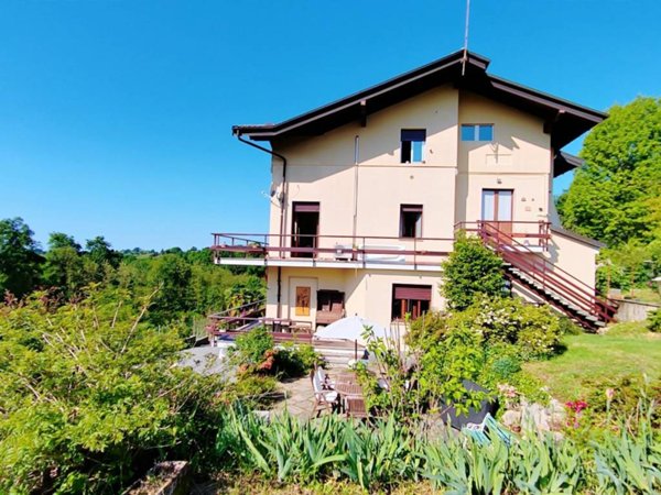 casa indipendente in vendita a Roasio
