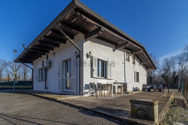 casa indipendente in vendita a Roasio