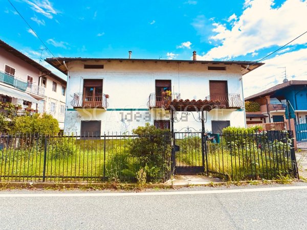 casa indipendente in vendita a Roasio