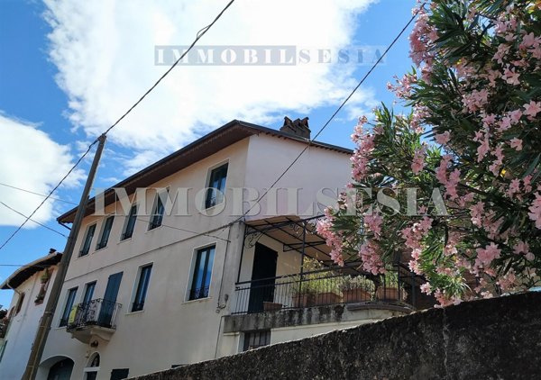 casa indipendente in vendita a Roasio in zona San Maurizio