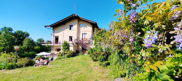 casa indipendente in vendita a Roasio
