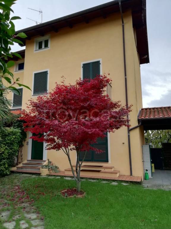 casa indipendente in vendita a Roasio in zona San Giorgio