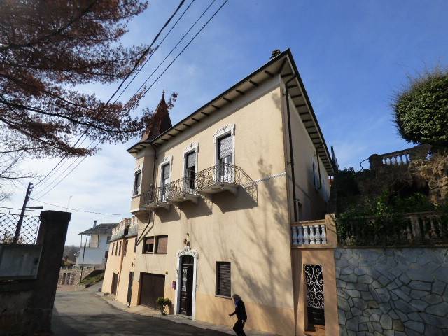 casa indipendente in vendita a Roasio in zona Sant'Eusebio