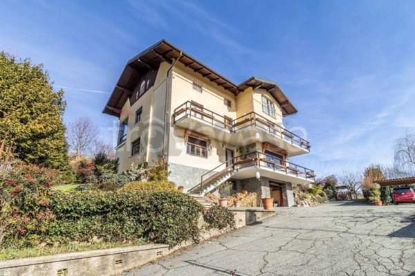 casa indipendente in vendita a Roasio