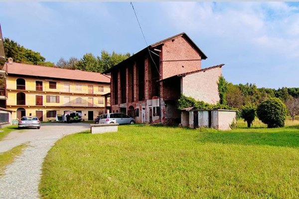 casa indipendente in vendita a Roasio
