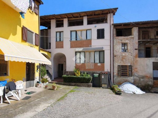 casa indipendente in vendita a Roasio in zona San Giorgio