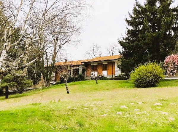 casa indipendente in vendita a Roasio