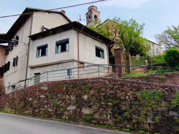 casa indipendente in vendita a Roasio in zona Castelletto Villa