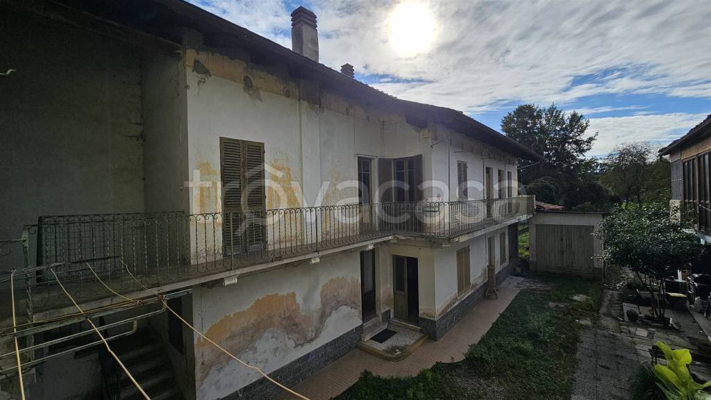 casa indipendente in vendita a Roasio in zona Sant'Eusebio
