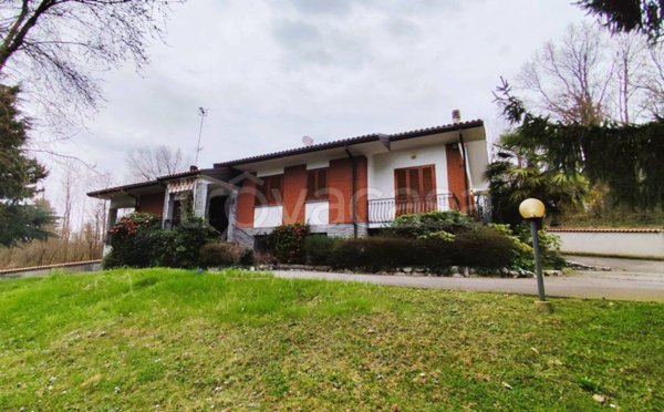 casa indipendente in vendita a Roasio