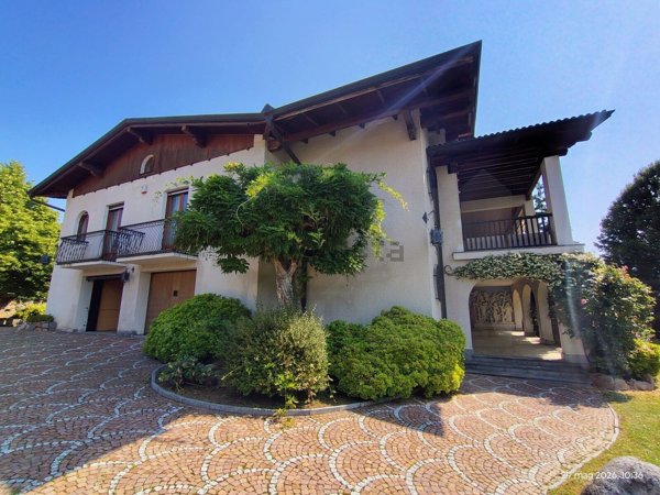 casa indipendente in vendita a Roasio in zona Sant'Eusebio