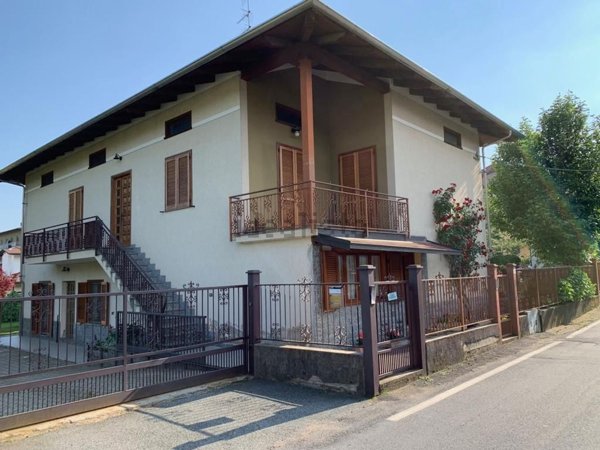casa indipendente in vendita a Roasio in zona San Maurizio