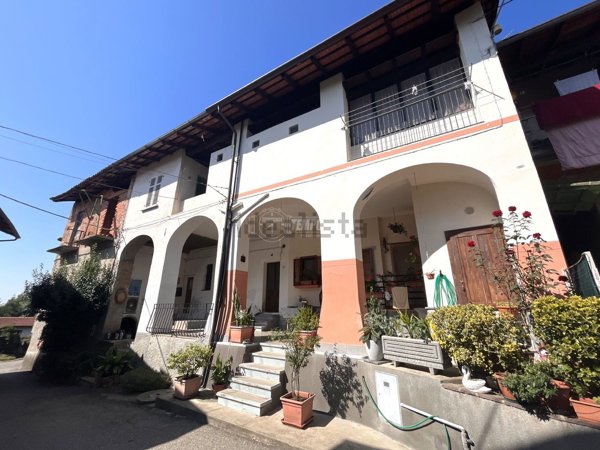 casa indipendente in vendita a Roasio in zona San Giorgio