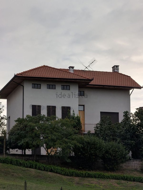 casa indipendente in vendita a Roasio in zona San Giorgio
