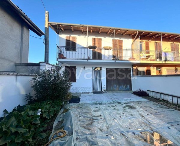 casa indipendente in vendita a Ronsecco
