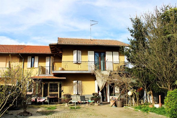 casa indipendente in vendita a Ronsecco