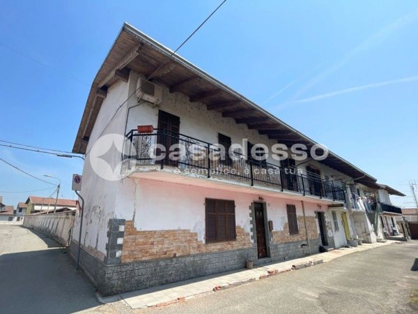 casa indipendente in vendita a Ronsecco