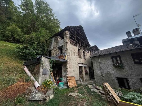 quadrivano in vendita a Rossa