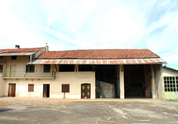 casa indipendente in vendita a Rovasenda