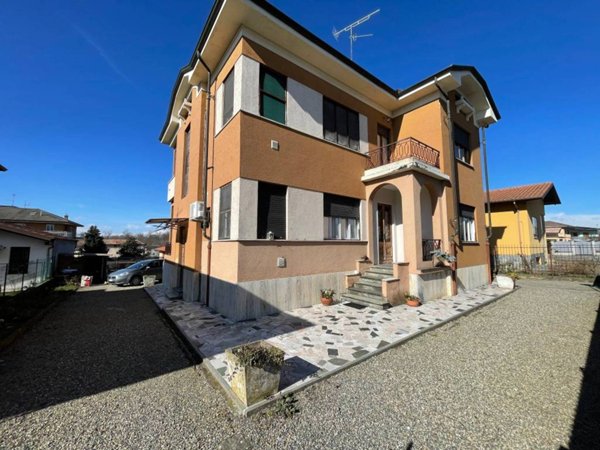 casa indipendente in vendita a Rovasenda