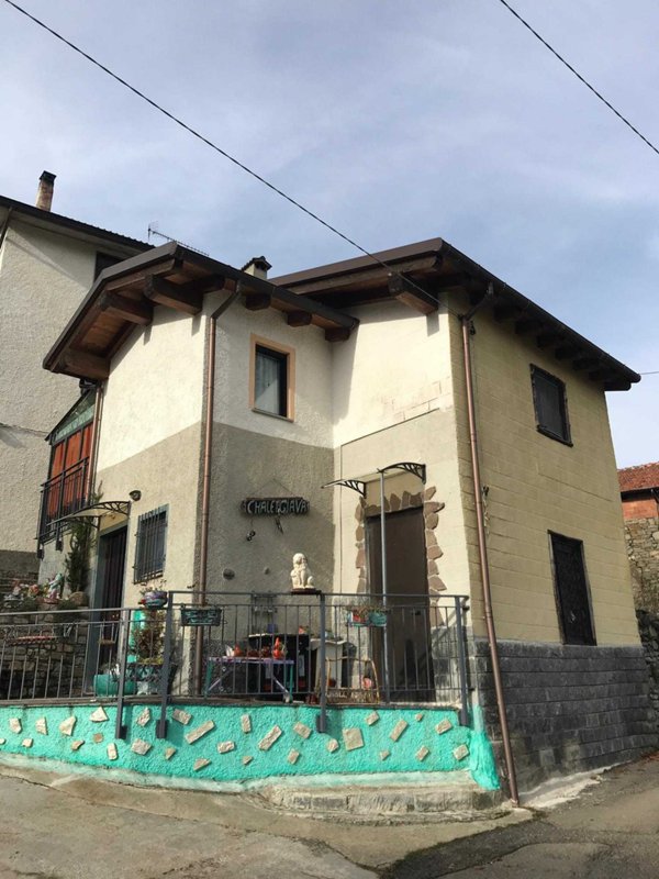 casa indipendente in vendita ad Albareto