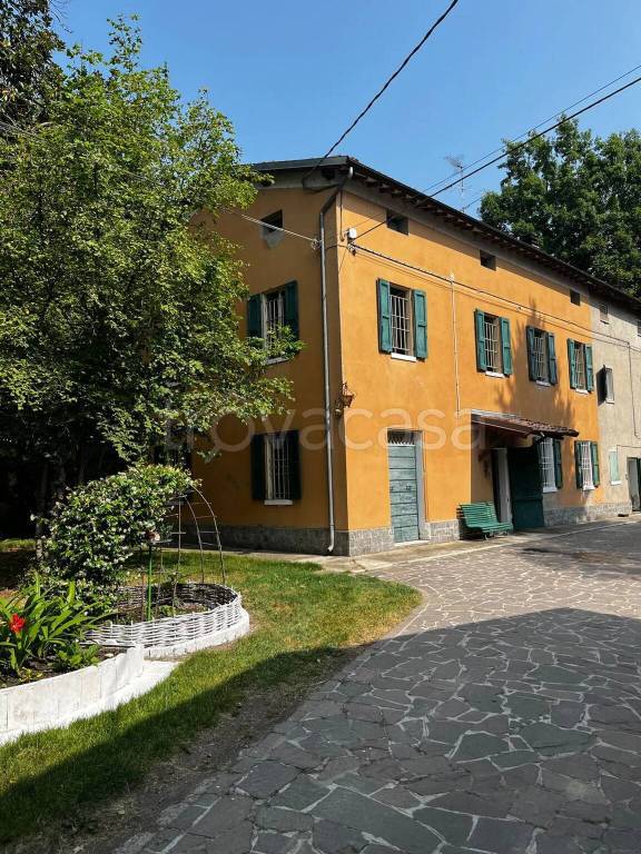 casa indipendente in vendita ad Albareto