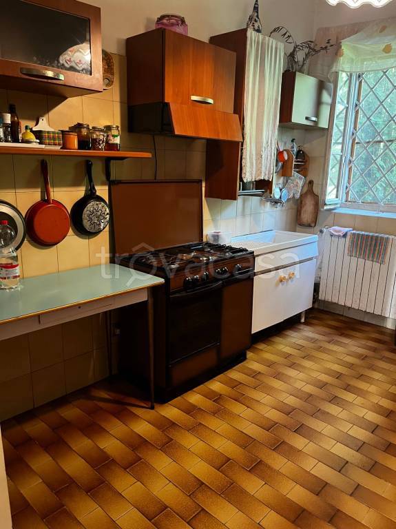 casa indipendente in vendita ad Albareto