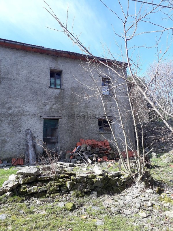 appartamento in vendita ad Albareto