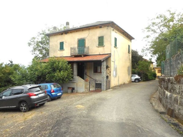 appartamento in vendita ad Albareto