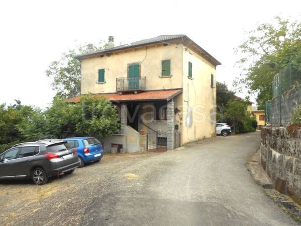 appartamento in vendita ad Albareto