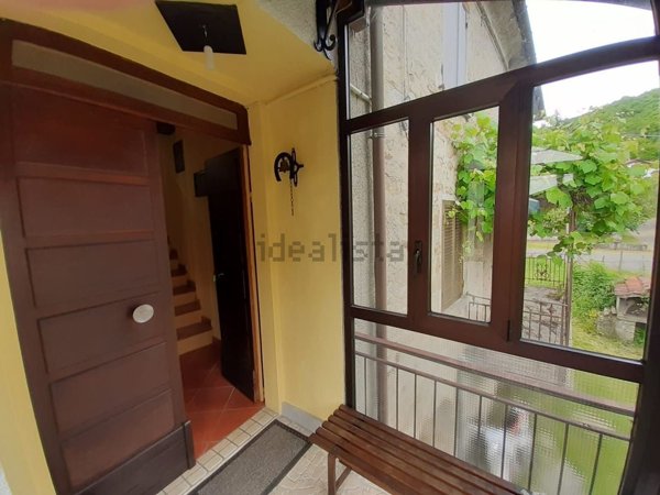 casa indipendente in vendita ad Albareto