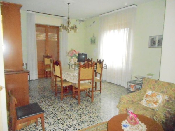 appartamento in vendita ad Albareto in zona Case Mirani