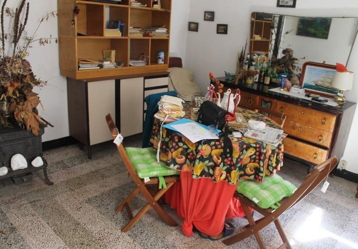 appartamento in vendita ad Albareto in zona Case Mirani