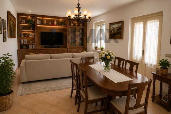 casa indipendente in vendita ad Albareto in zona Boschetto