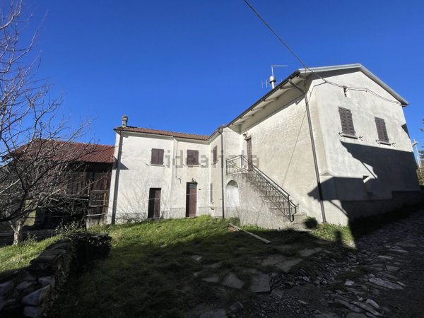 appartamento in vendita a Bardi
