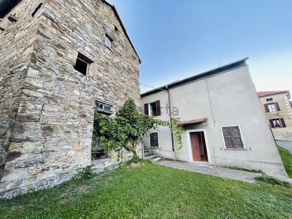 appartamento in vendita a Bardi