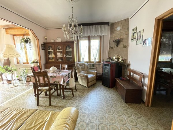 appartamento in vendita a Bardi