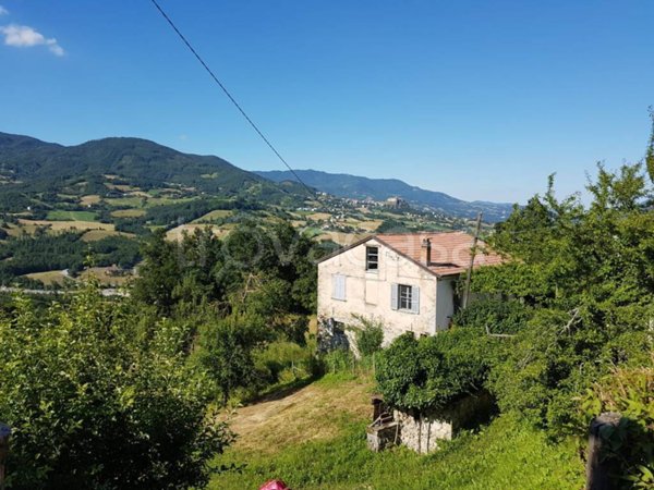 appartamento in vendita a Bardi in zona Granelli