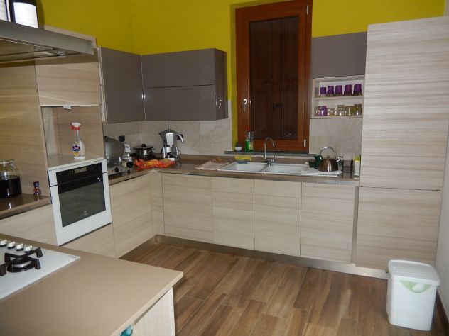 casa indipendente in vendita a Bardi