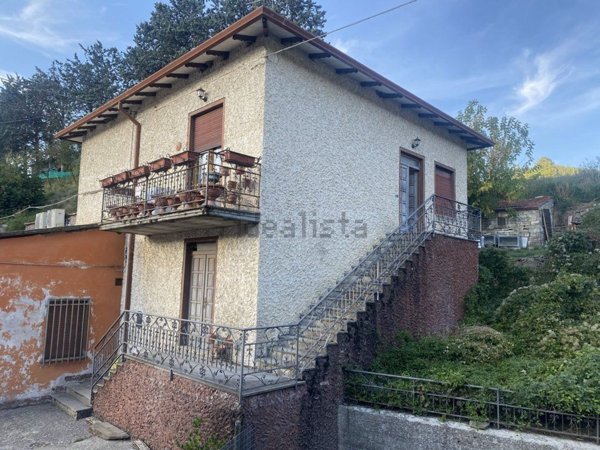 appartamento in vendita a Bardi in zona Noveglia