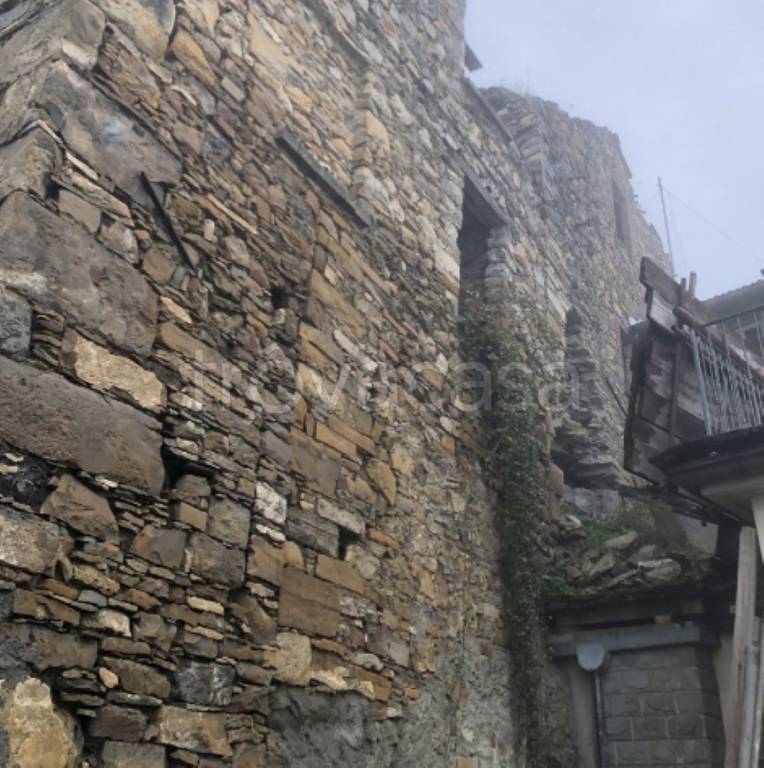 appartamento in vendita a Bardi in zona Costa