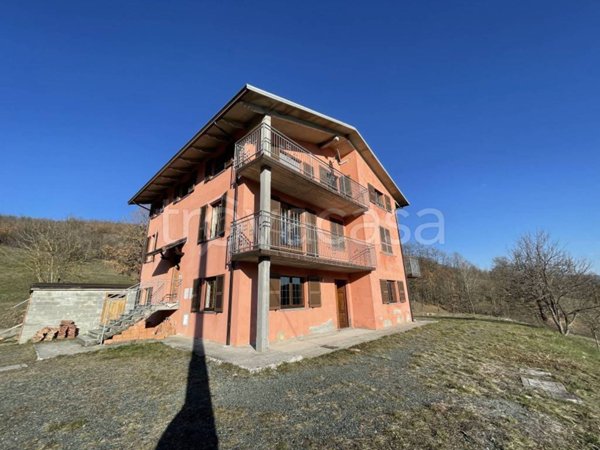 casa indipendente in vendita a Bardi in zona Dorbora