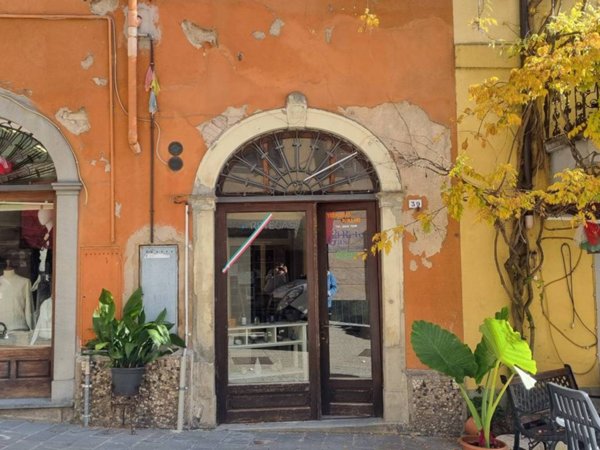 negozio in vendita a Bardi