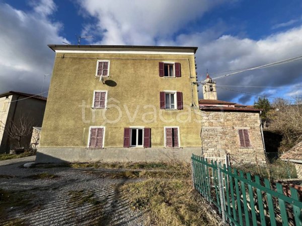 casa indipendente in vendita a Bardi in zona Rugarlo