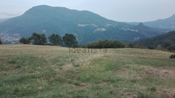 villa in vendita a Bardi