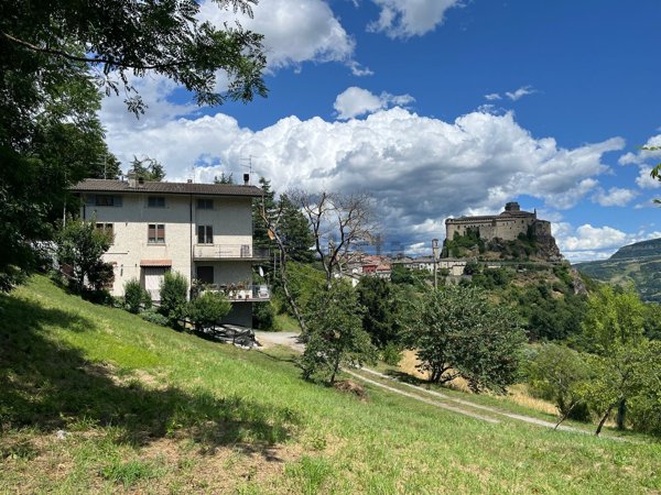 appartamento in vendita a Bardi