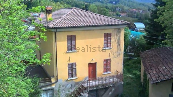 appartamento in vendita a Bardi
