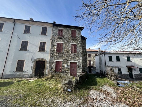 appartamento in vendita a Bardi